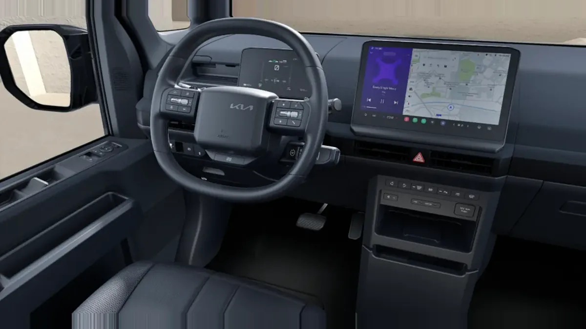 Kia PV5 Passenger L2H1 LR Plus en renting en Málaga — Delantera