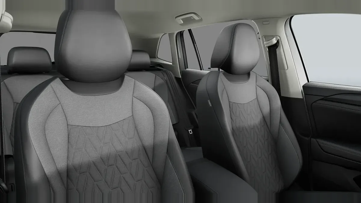 Volkswagen Tiguan "Más" 2.0 TDI DSG en renting en Málaga — vista 8